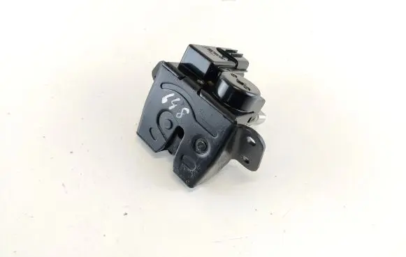 KIA Carens II Tailgate/trunk/boot lock/catch/latch