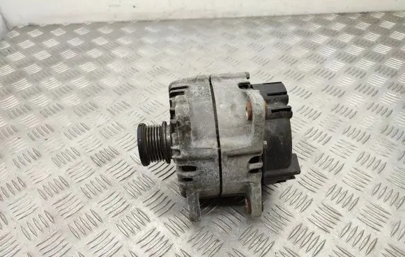 Audi A6 C7 Generator/alternator 03L903016A