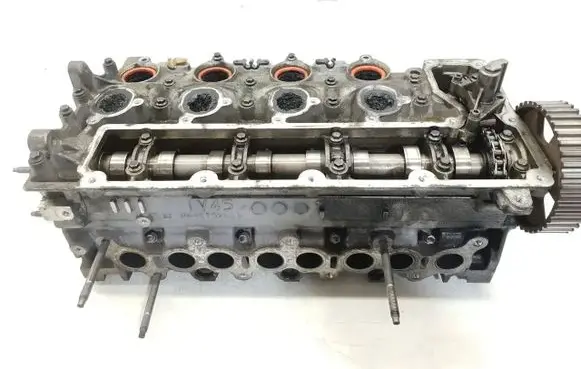 Citroen C4 II Engine head 9641752610 9656323180