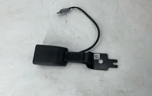 Renault Megane E-Tech Rear seatbelt buckle 050112
