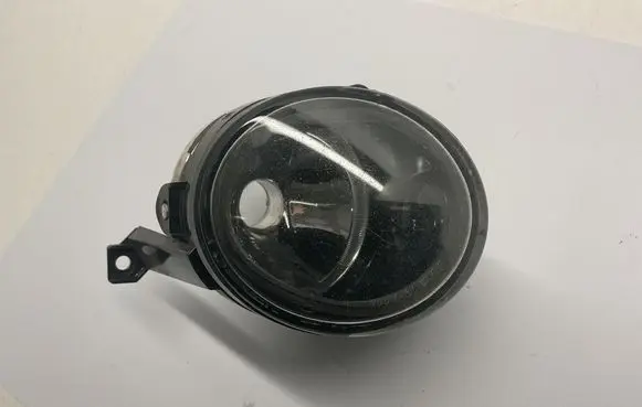 Volkswagen Caddy Front fog light 19a529r 13b02 19A444B