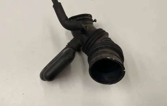 KIA Sportage Air intake hose/pipe 281922e000