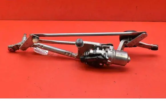 Toyota Yaris Cross Front wiper linkage and motor 85110K0120