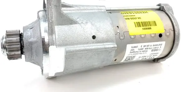 Volkswagen Golf VII Starter motor 02E911022H