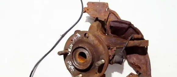 Hyundai Elantra Front wheel hub