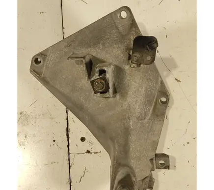 BMW 3 E90 E91 Engine mounting bracket 6760311 24168110