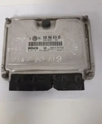 Volkswagen Golf IV Engine control unit/module 038906019DD 0281011065