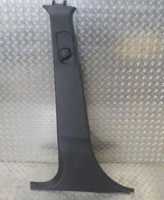 Jeep Grand Cherokee (B) pillar trim (top)