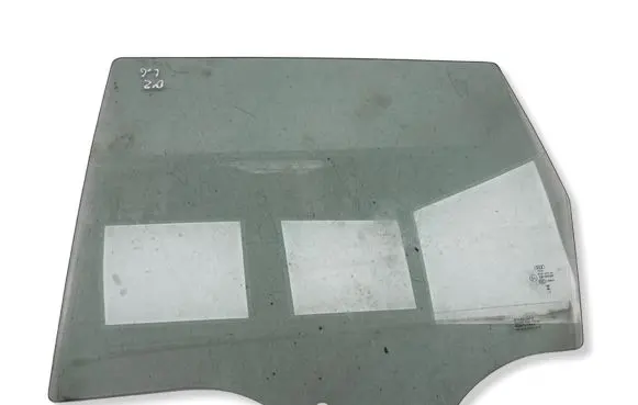 Audi Q2 - Rear door window glass 43R000369 E000137