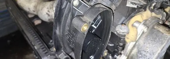 BMW 3 E46 Mass air flow meter 0928400468