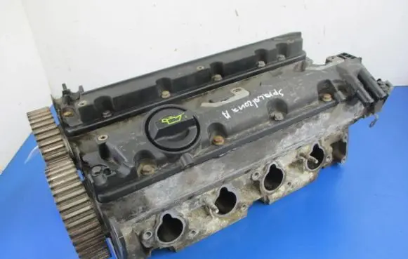 Peugeot 406 Engine head 9632340410