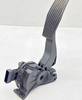 Opel Insignia A Accelerator throttle pedal 13237352