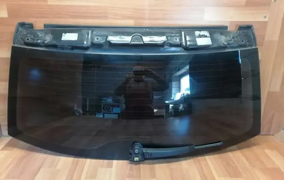 Volkswagen Touareg I Opening tailgate glass 7L6845211BH 7L6845211BG