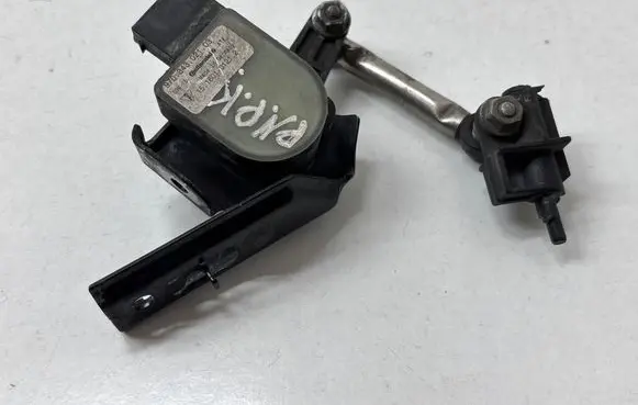 Porsche Panamera (970) Headlight/headlamp level sensor 97034302103 15160101212