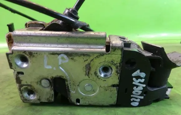 Renault Espace - Grand espace IV Front door lock 017972