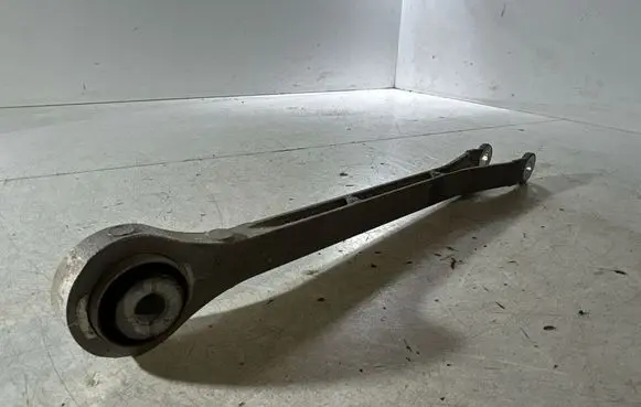 Dodge Challenger Rear control arm 68210633AA
