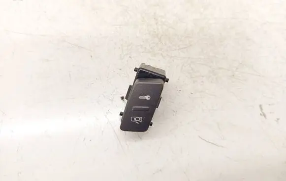 Volkswagen Phaeton Central locking switch button