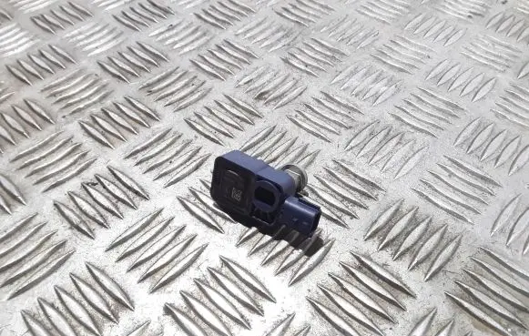 Dacia Dokker Airbag deployment crash/impact sensor 988304337R 5WK44443