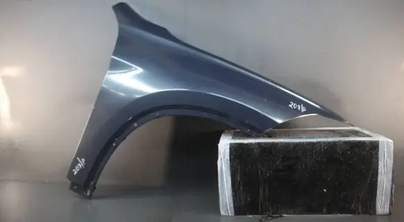 Fender mounting bracket