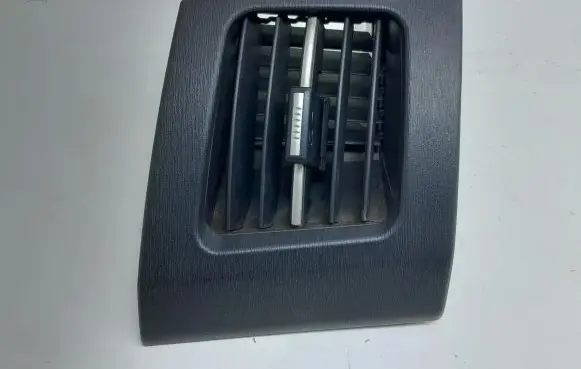 Toyota Prius (XW30) Dashboard side air vent grill/cover trim 5566047030