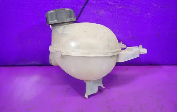 Peugeot 301 Coolant expansion tank/reservoir 