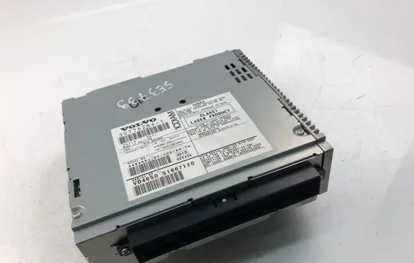 Volvo C30 Radio/CD/DVD/GPS head unit 307752841