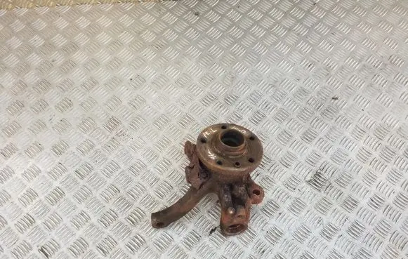 Volkswagen Transporter - Caravelle T4 Front wheel hub