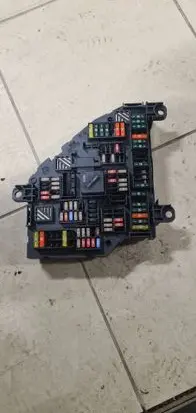 BMW 5 F10 F11 Fuse module 9264923
