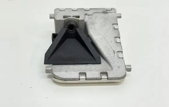 Windshield/windscreen camera