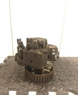 Renault Trafic II (X83) Fuel injection high pressure pump