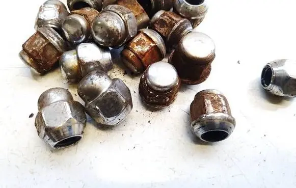 Honda Civic Nuts/bolts 