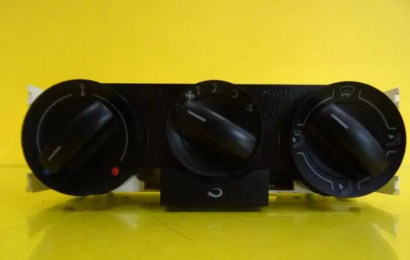 Volkswagen Polo Interior fan control switch 6Q0819045P