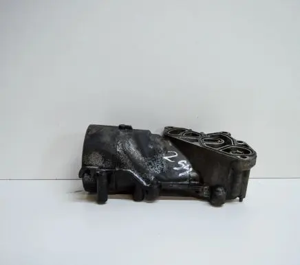 Ford Kuga II Oil filter mounting bracket 9687911280