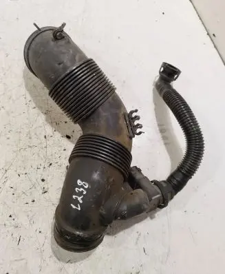 Audi A3 S3 8P Air intake hose/pipe 3C0129654 446196