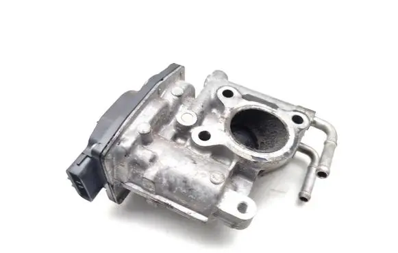 Toyota Avensis T270 EGR valve 25800-0R010 VN150100-0042