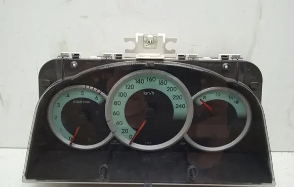 Toyota Corolla Verso AR10 Speedometer (instrument cluster) 838000F090