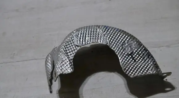 Exhaust heat shield