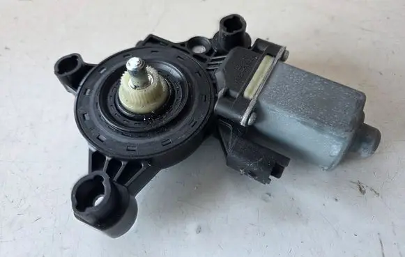 MG MG4 ev Rear door window regulator motor 11197295