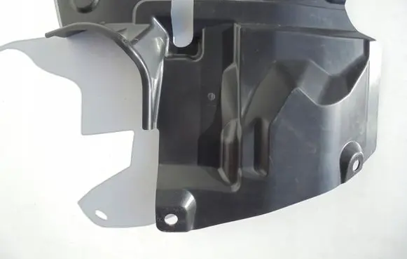Mazda 3 II Engine splash shield/under tray BJS756342