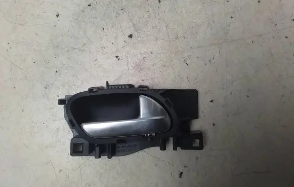 Citroen C4 II Front door interior handle 9660525380