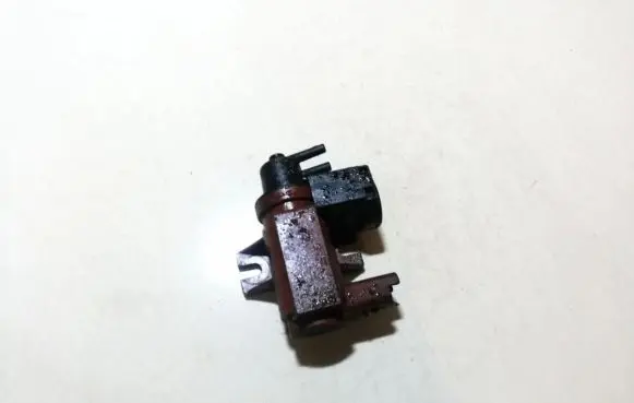 Ford Kuga I Turbo solenoid valve 6g9q9e882ca 70177100