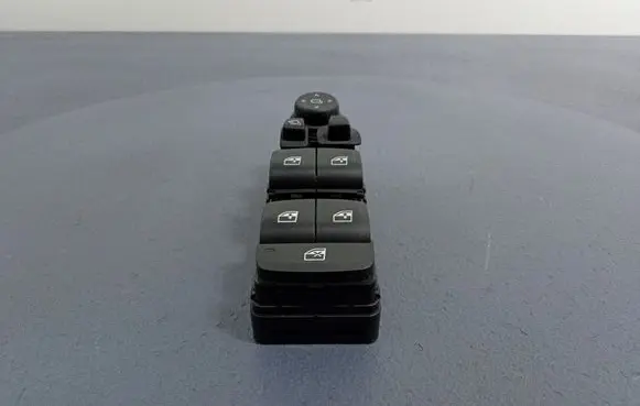 BMW X3 G01 Electric window control switch 6832729