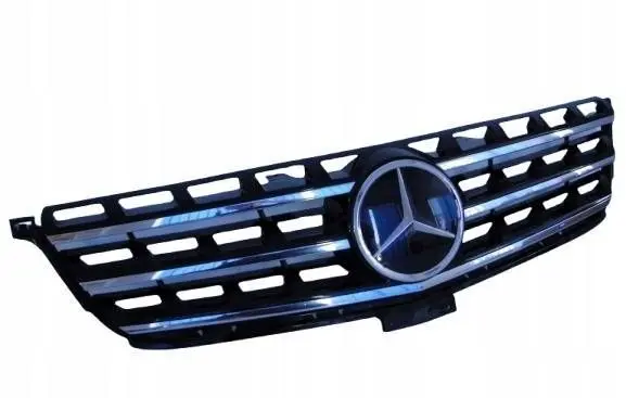 Mercedes-Benz ML AMG W166 Front bumper upper radiator grill A1668801085