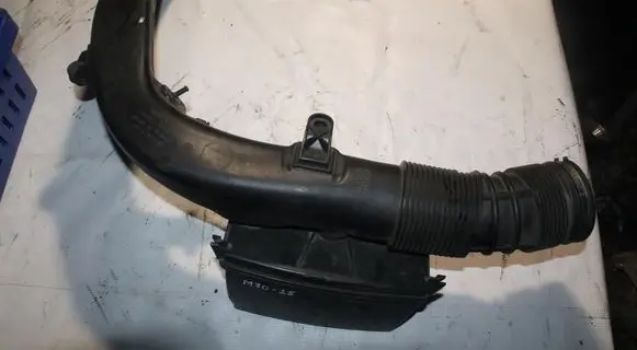 Volvo XC60 Engine coolant pipe/hose 31657655