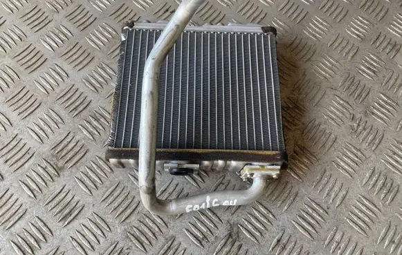 Subaru Forester SF Heater blower radiator