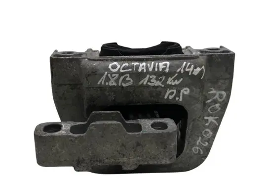Skoda Octavia Mk3 (5E) Engine mount bracket 5Q0199262BK