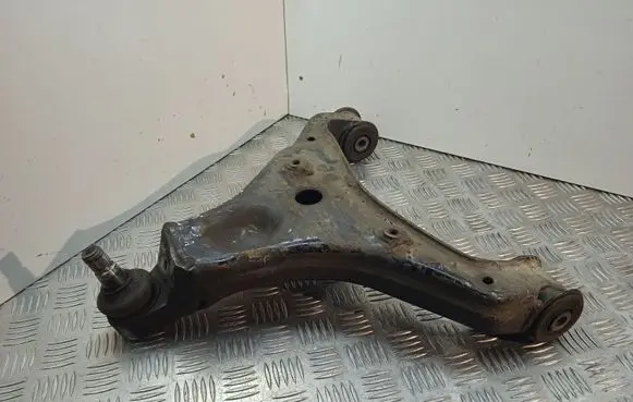 Mercedes-Benz Sprinter W906 Front lower control arm/wishbone