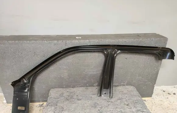 Volkswagen Golf Plus Side car body part 5K4809836