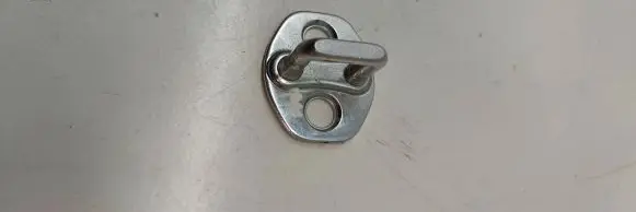 Hyundai Kona I Front door lock loop/hook striker 