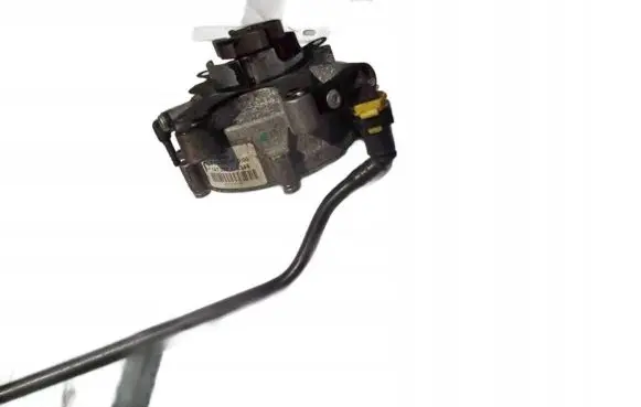 Opel Zafira C Vacuum pump 55581331
